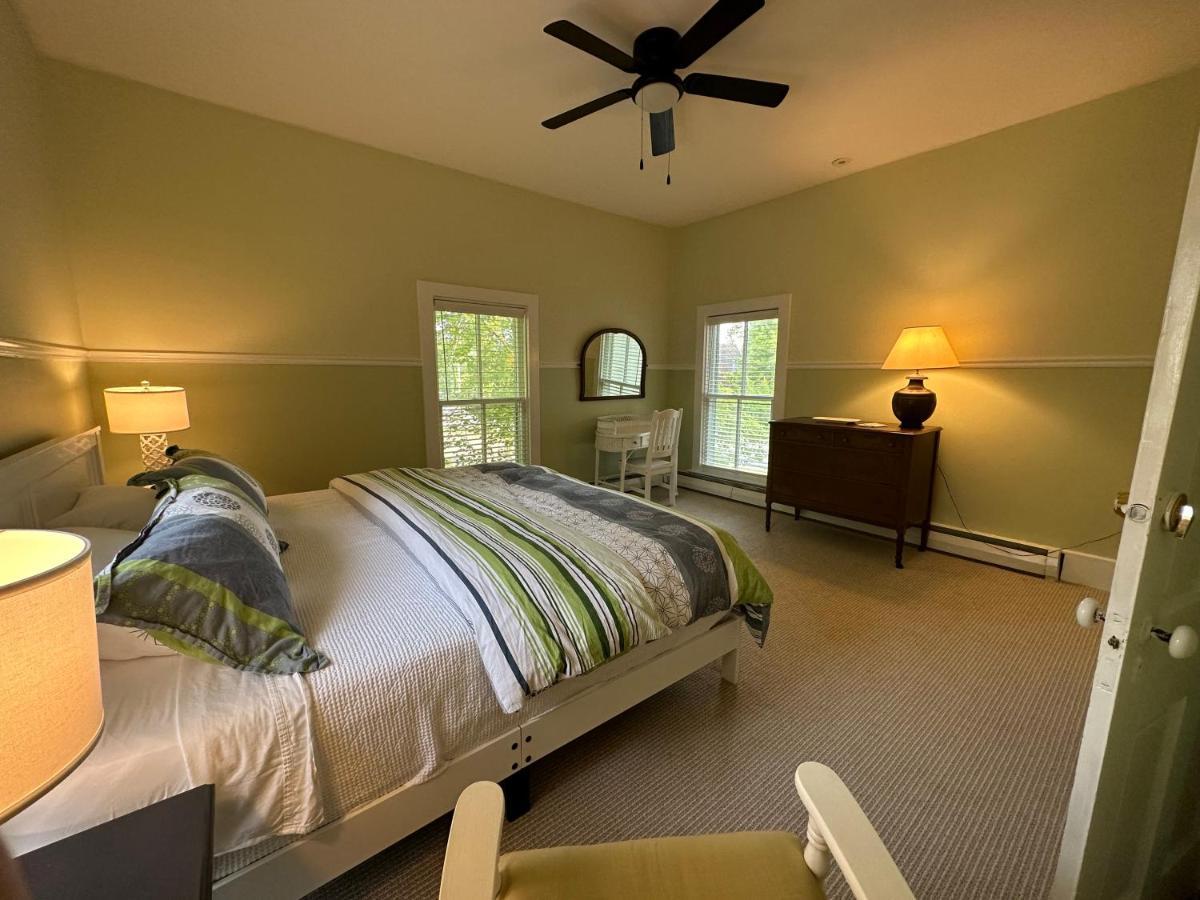 The Belvedere B&B Charlevoix Εξωτερικό φωτογραφία