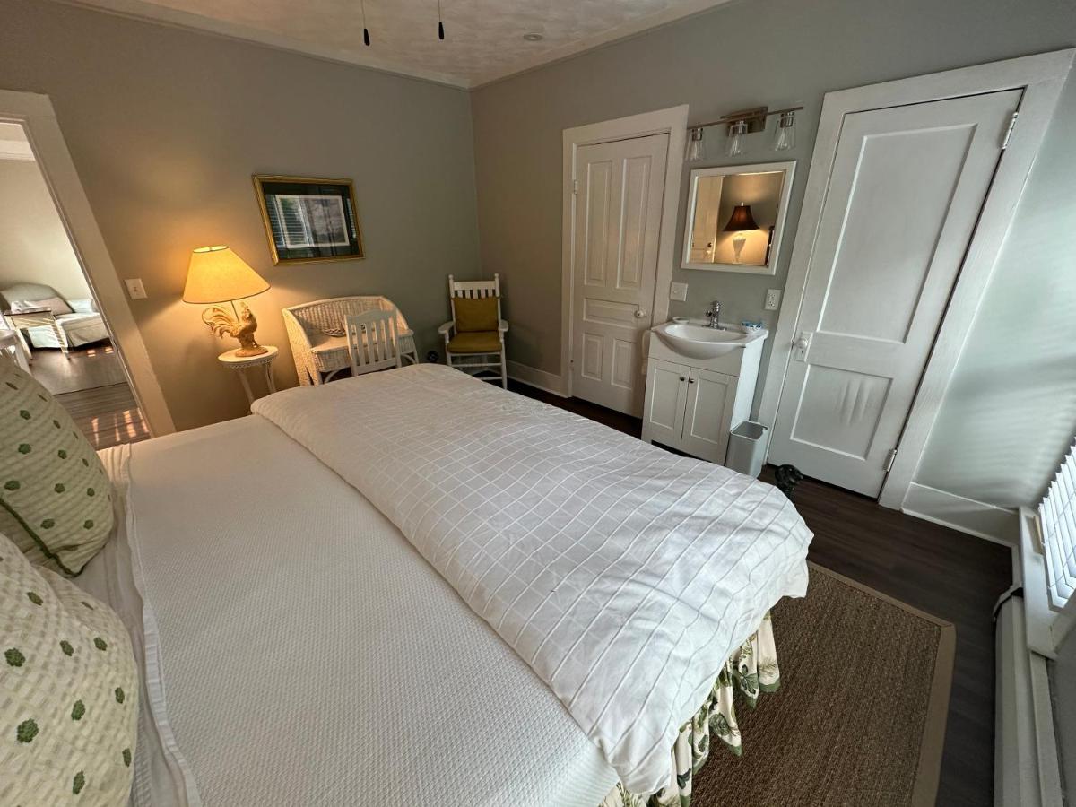The Belvedere B&B Charlevoix Εξωτερικό φωτογραφία