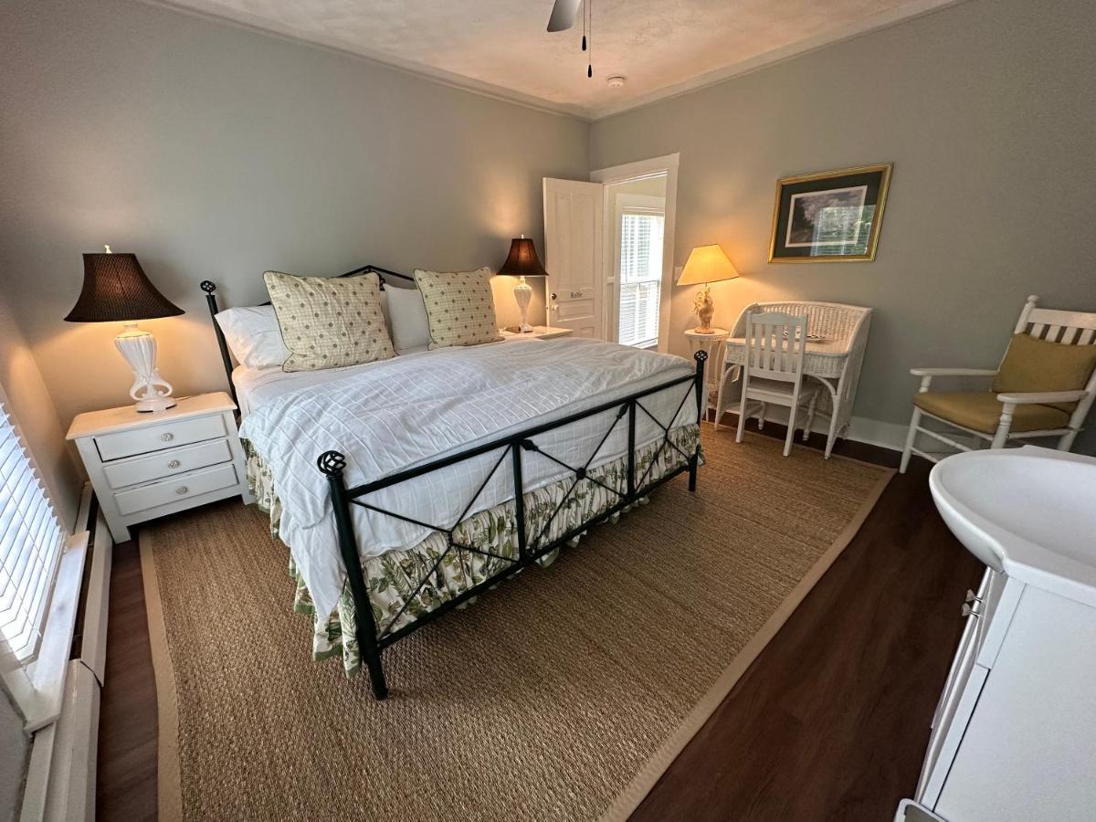 The Belvedere B&B Charlevoix Εξωτερικό φωτογραφία